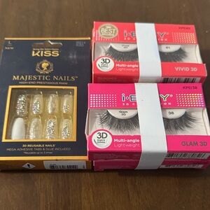 Kiss Majestic Nails and iEnvy Glam 3D Lashes Set